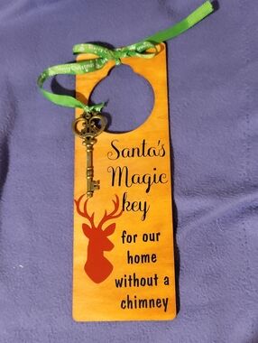 Santa's Magic Key Door Hanger - Red Reindeer Accent